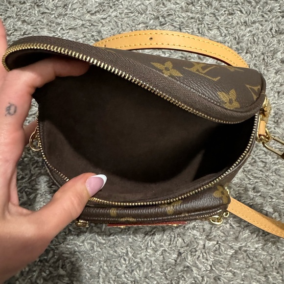 Louis Vuitton Brown Monogram Crossbody Bag - Picture 9 of 13